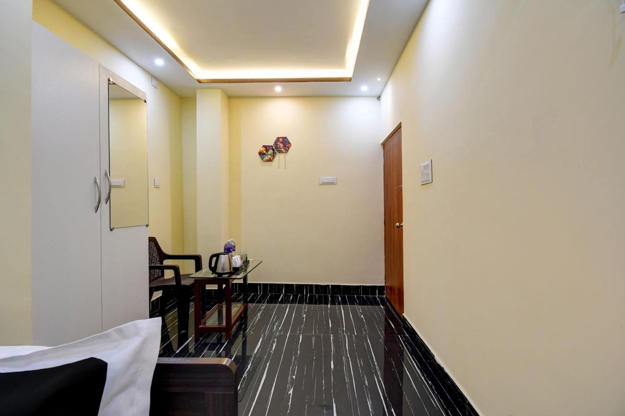 Hotel O Chilli Pepper Hotel And Restaurant Калькутта Экстерьер фото